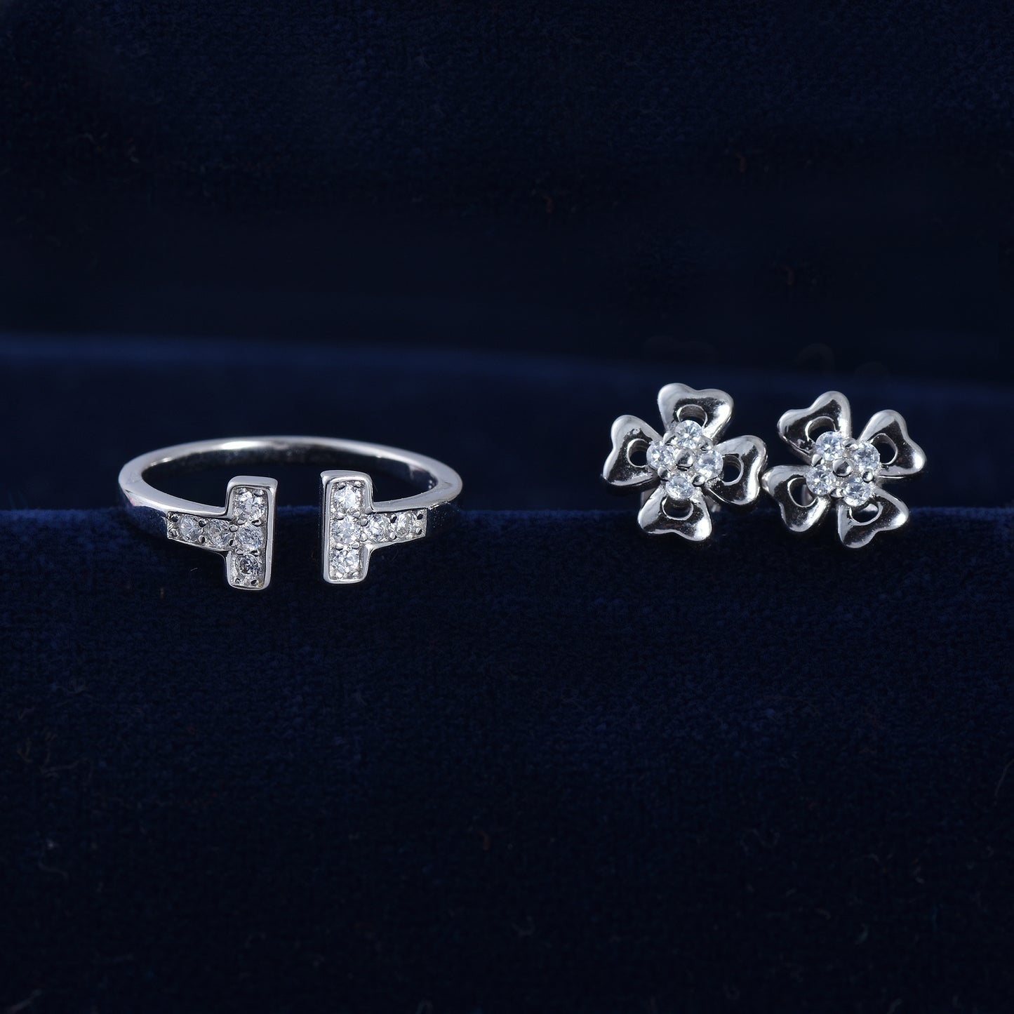 Silver Charm Set Ring & Tops