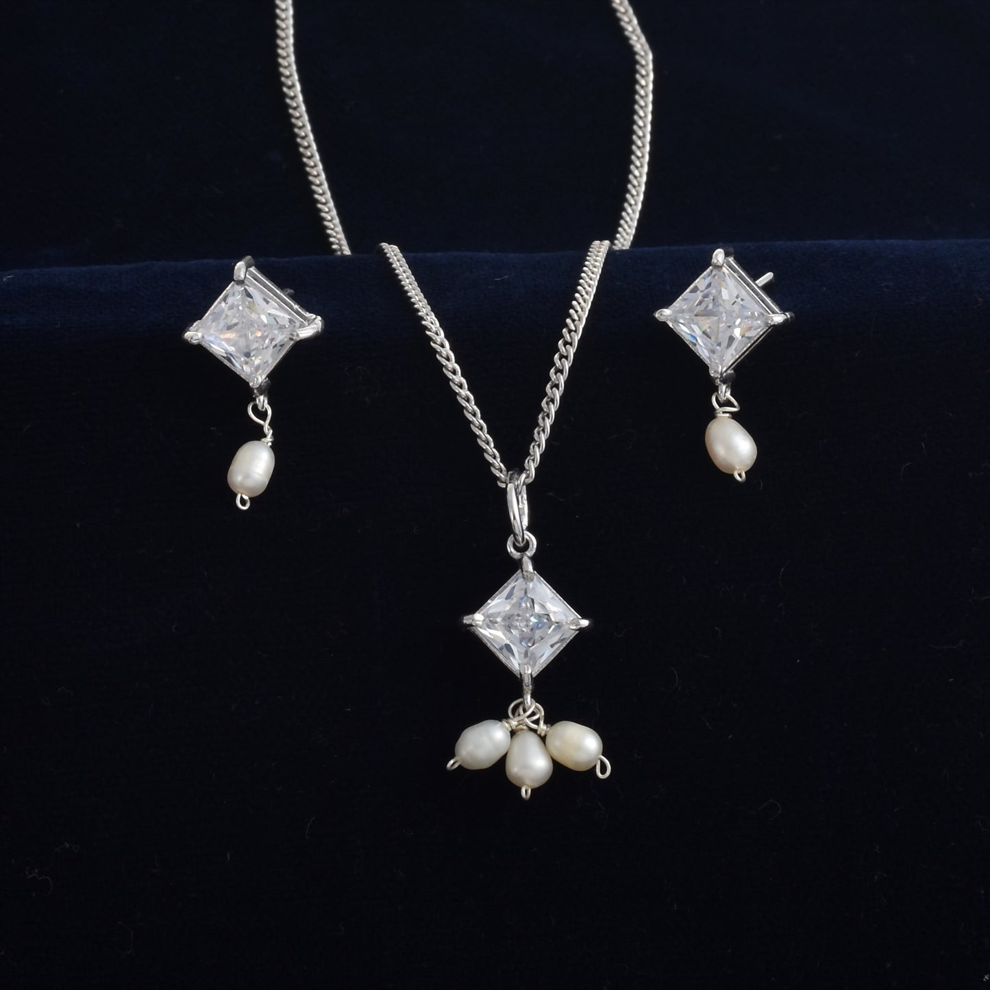 Silver Dewdrop Pearl Set